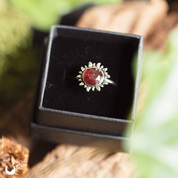 Bague "Solarys" Grenat facetté - Illustrations & Bijoux fantaisie ClairObscur Art