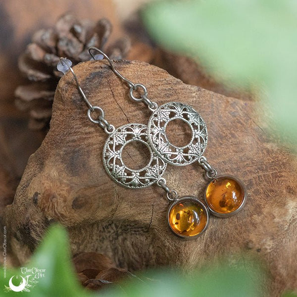 Boucles d'Oreilles "Calliope" Ambre de la mer Baltique - Illustrations & Bijoux fantaisie ClairObscur Art