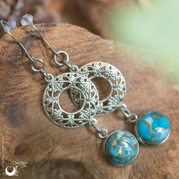 Boucles d'Oreilles "Calliope" Turquoise - Illustrations & Bijoux fantaisie ClairObscur Art