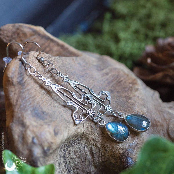 Boucles d'Oreilles "Elwen" Labradorite - Illustrations & Bijoux fantaisie ClairObscur Art