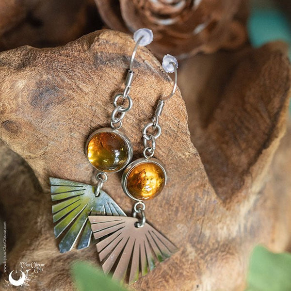 Boucles d'Oreilles Fantaisie "Glorya" Ambre de la mer Baltique - Illustrations & Bijoux fantaisie ClairObscur Art