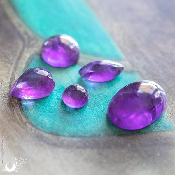 Boucles d'Oreilles "Nyssa" Améthystes facettées - Pièce unique ! - Illustrations & Bijoux fantaisie ClairObscur Art