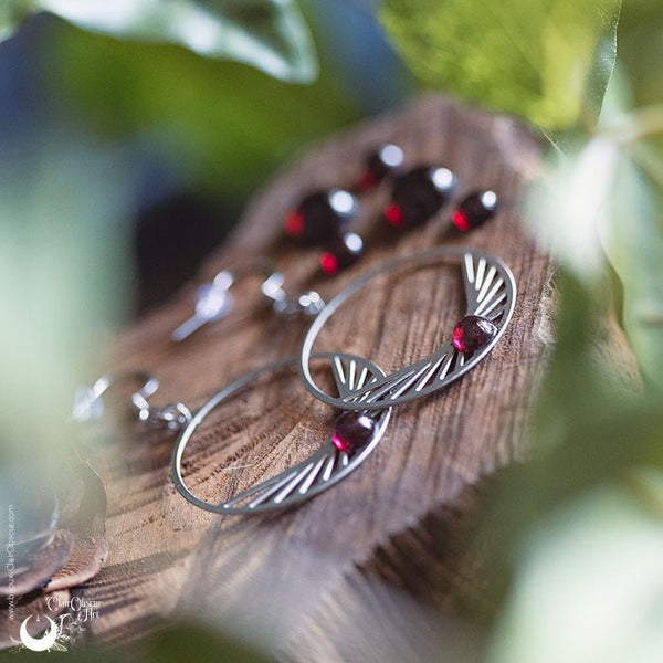 Boucles d'Oreilles "Perséïdes" Grenat - Illustrations & Bijoux fantaisie ClairObscur Art
