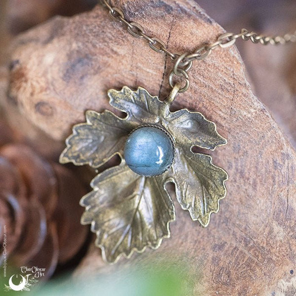 Collier "Aïna" Labradorite - Illustrations & Bijoux fantaisie ClairObscur Art