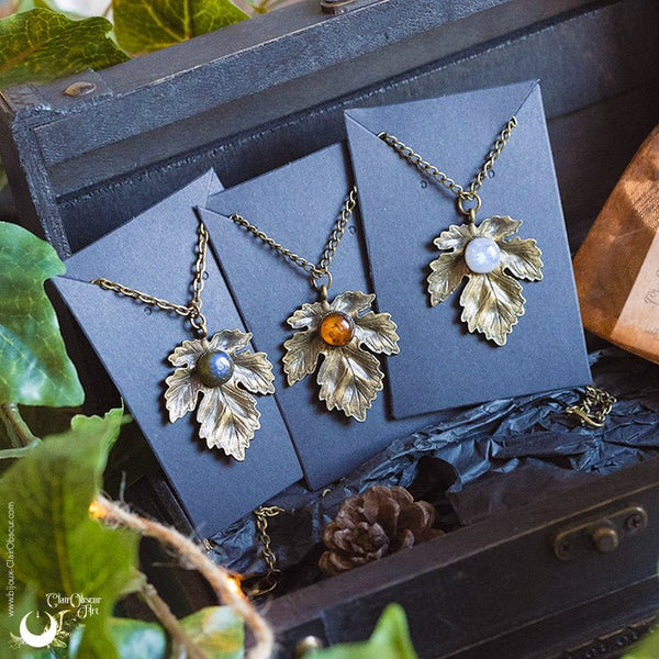 Collier "Aïna" pierre au choix - Illustrations & Bijoux fantaisie ClairObscur Art