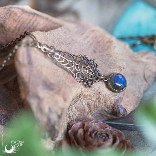 Collier "Aravëa" Labradorite - pièce unique - Illustrations & Bijoux fantaisie ClairObscur Art