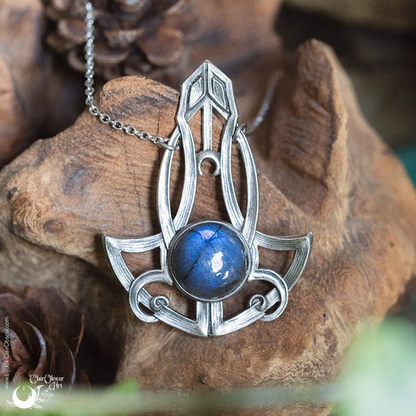 Collier "Astrea" Labradorite - Illustrations & Bijoux fantaisie ClairObscur Art