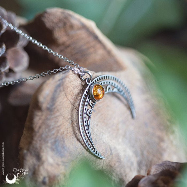 Collier "Aurora" en Ambre, Labradorite ou Grenat - Acier inoxydable - Illustrations & Bijoux fantaisie ClairObscur Art