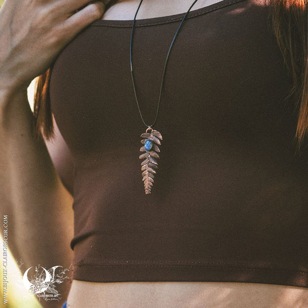 Collier Feuille de Fougère & Labradorite - Illustrations & Bijoux fantaisie ClairObscur Art