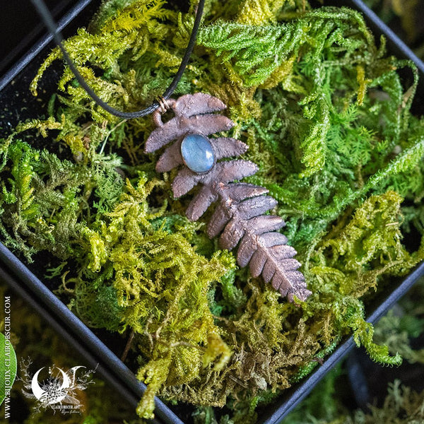 Collier Feuille de Fougère & Labradorite - Illustrations & Bijoux fantaisie ClairObscur Art