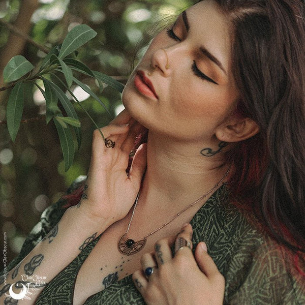 Collier "Héra" Labradorite, acier inoxydable - Illustrations & Bijoux fantaisie ClairObscur Art