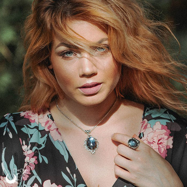 Collier "Leda" Améthyste - Illustrations & Bijoux fantaisie ClairObscur Art