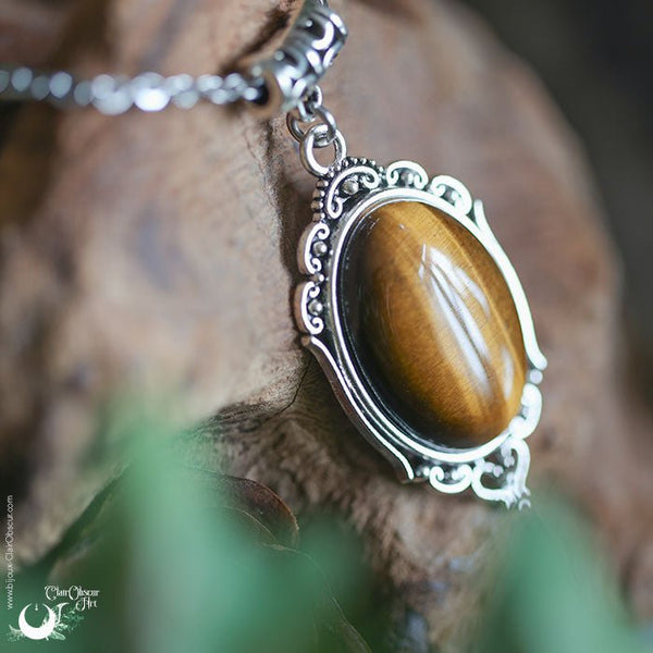 Collier "Leda" Oeil de Tigre - Illustrations & Bijoux fantaisie ClairObscur Art