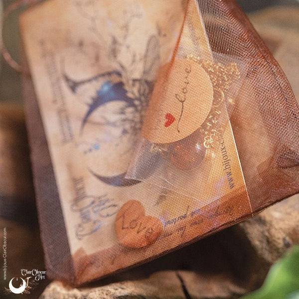 Collier "Lotus" pierre au choix, en acier inoxydable argenté ou doré - Illustrations & Bijoux fantaisie ClairObscur Art