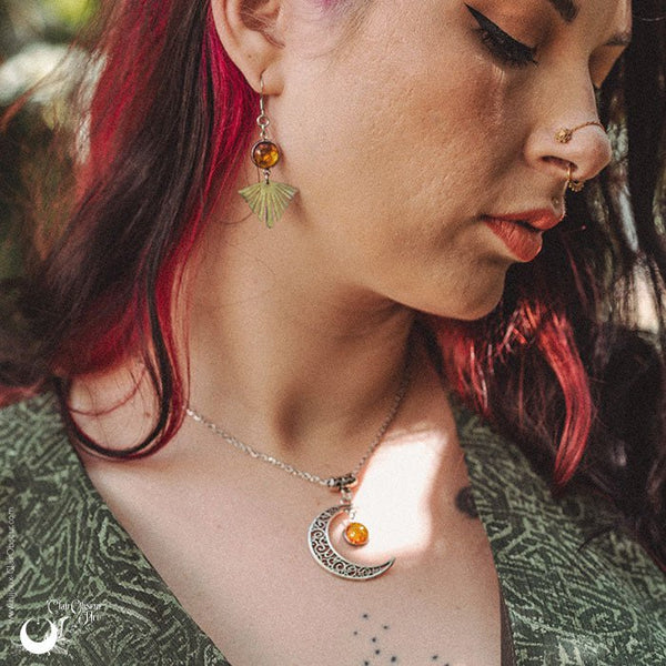 Collier "Luna" Ambre de la mer Baltique - Illustrations & Bijoux fantaisie ClairObscur Art