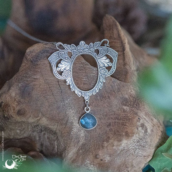 Collier "Lyra" Labradorite facettée - Illustrations & Bijoux fantaisie ClairObscur Art