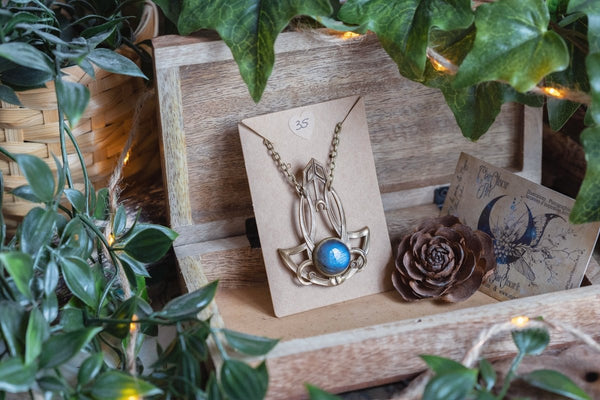 VENTE PRIVÉE D'AUTOMNE - Illustrations & Bijoux fantaisie ClairObscur Art