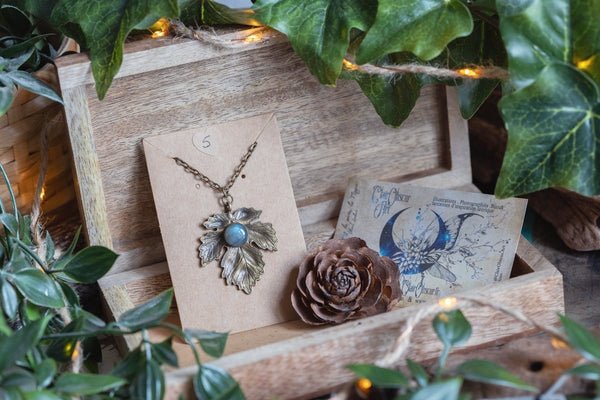 VENTE PRIVÉE D'AUTOMNE - Illustrations & Bijoux fantaisie ClairObscur Art