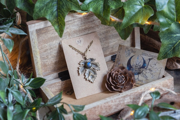 VENTE PRIVÉE D'AUTOMNE - Illustrations & Bijoux fantaisie ClairObscur Art