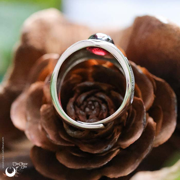 Bague Chevalière mixte "Éros" Grenat - ajustable, en Argent 925 - Illustrations & Bijoux fantaisie ClairObscur Art