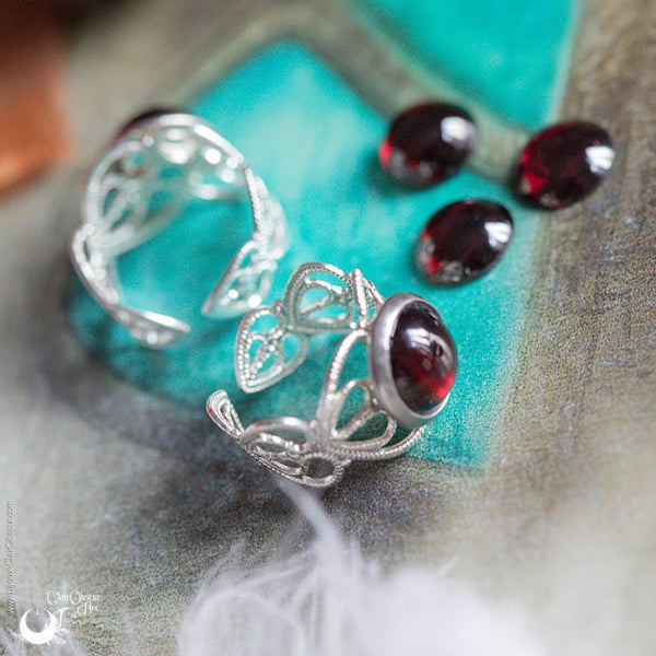 Bague elfique "Elwing" Grenat - Illustrations & Bijoux fantaisie ClairObscur Art