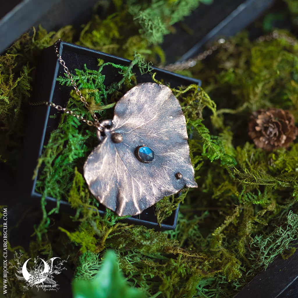 Collier Feuille de Lierre & Labradorite