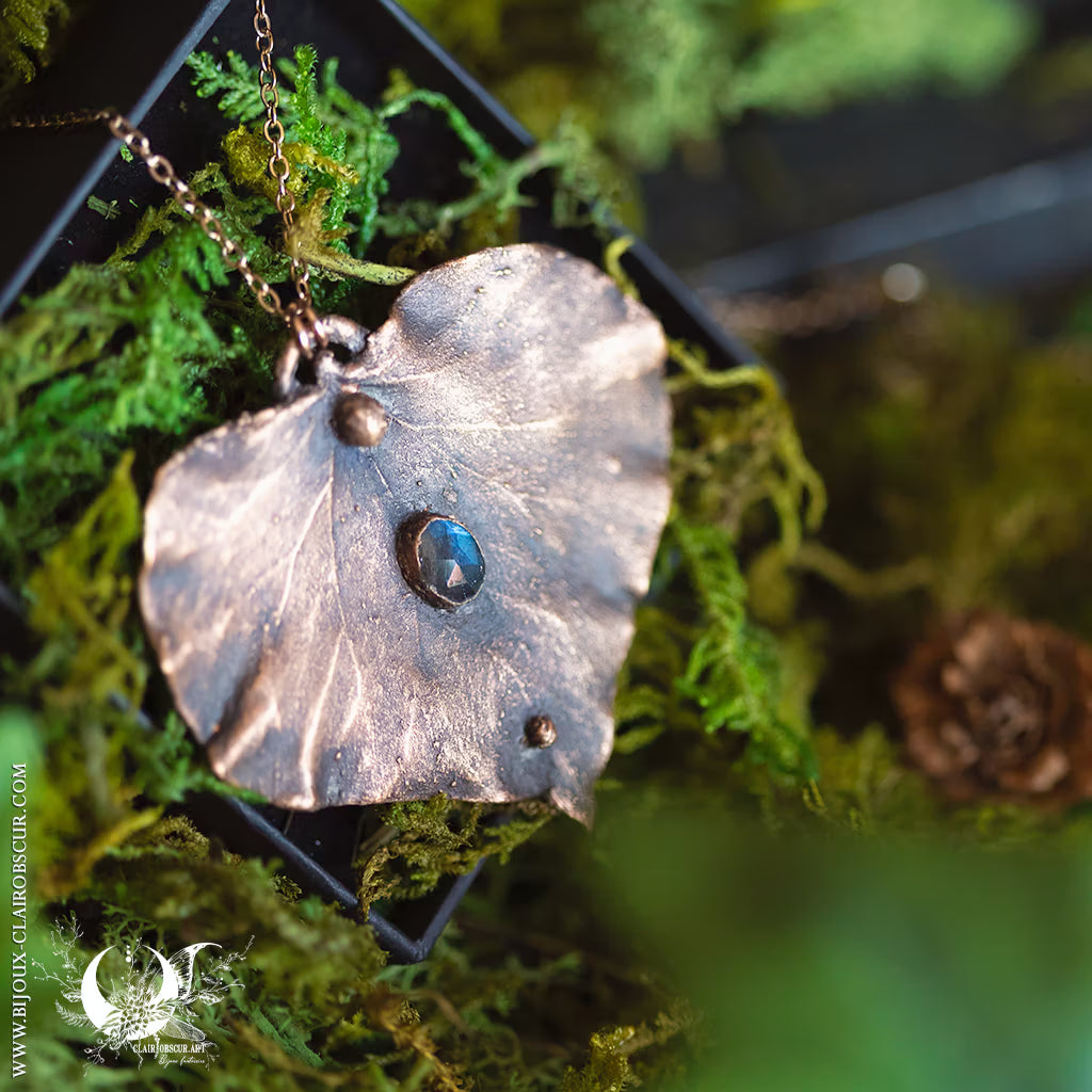 Collier Feuille de Lierre & Labradorite