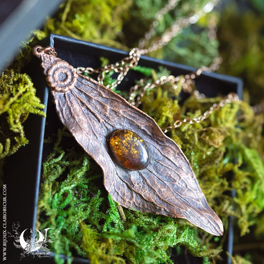 Collier Feuille de Pivoine & Ambre de la mer Baltique