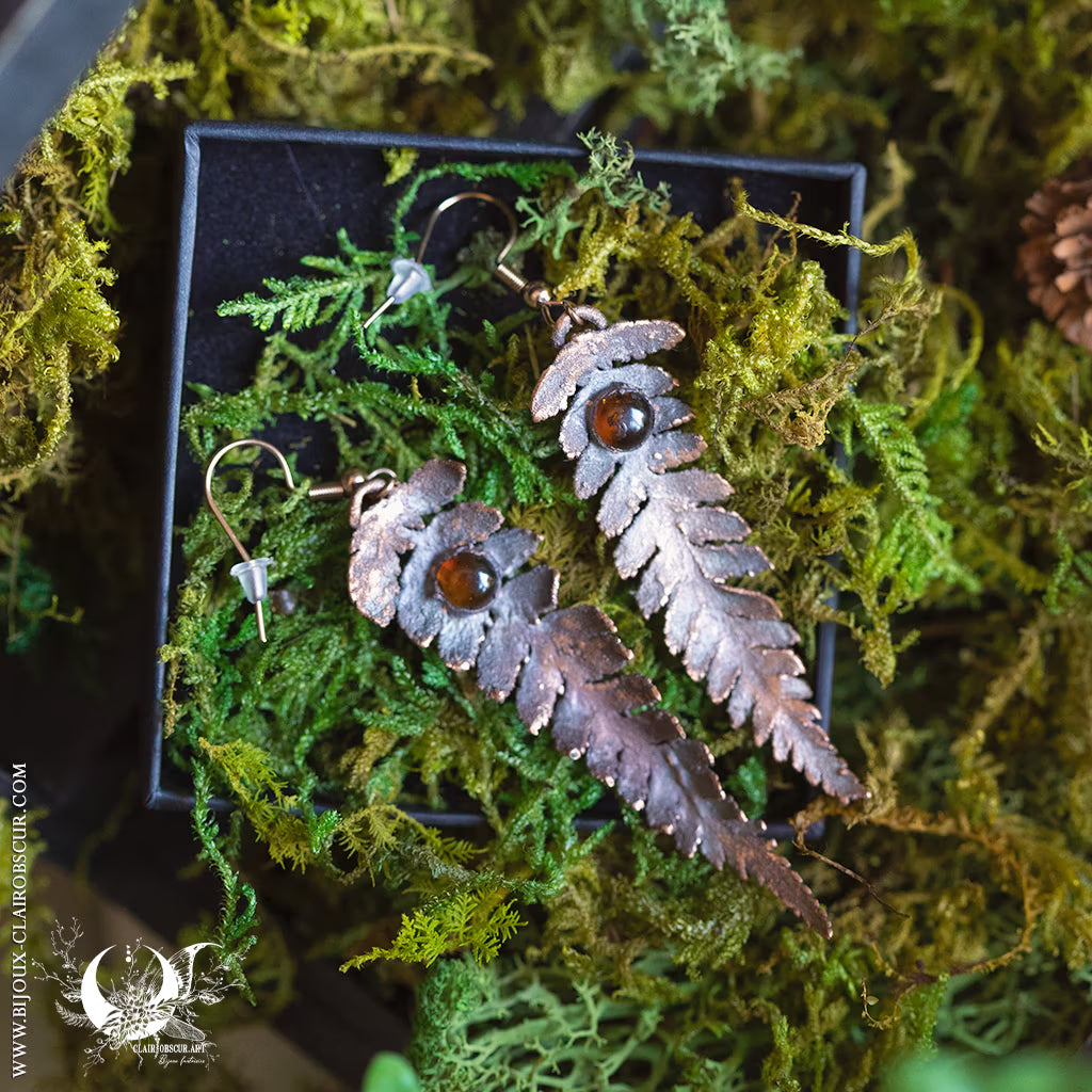 Boucles d'oreilles Feuilles de Fougère & Ambre de la mer Baltique