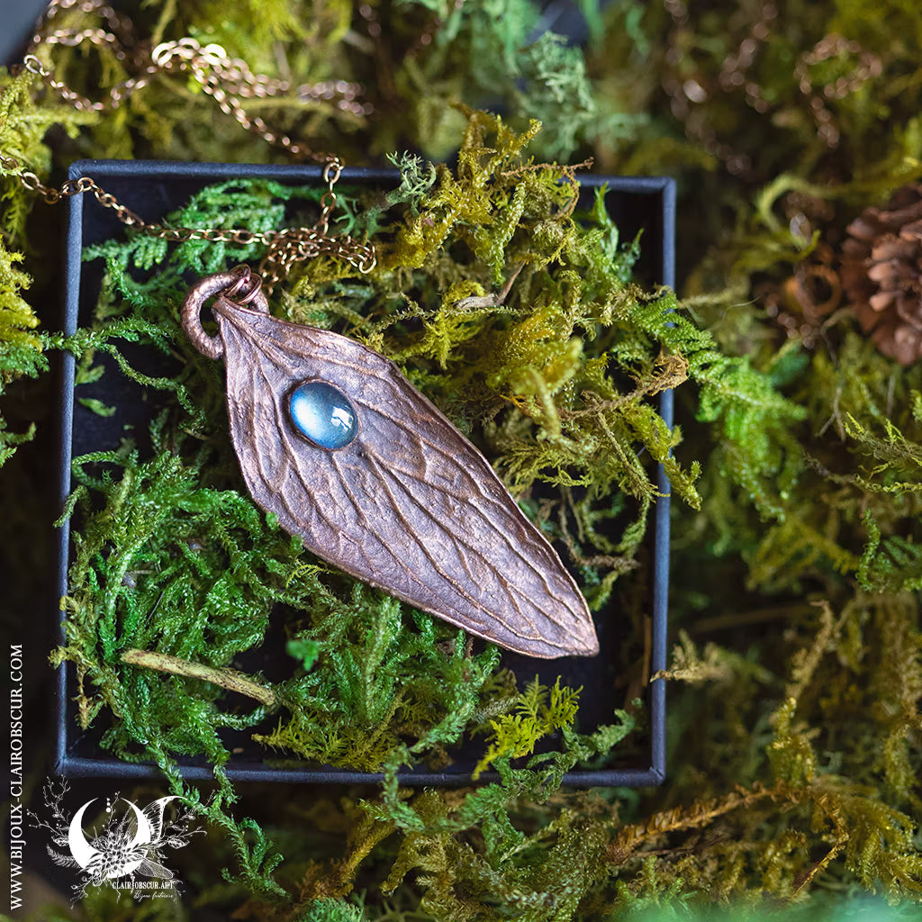 Collier Feuille de Pivoine & Labradorite