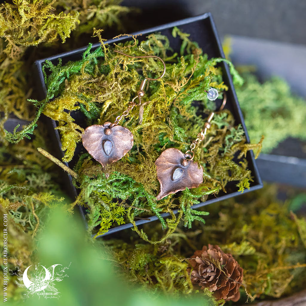 Boucles d'oreilles Feuilles de Lierre & Pierre de lune arc-en-ciel