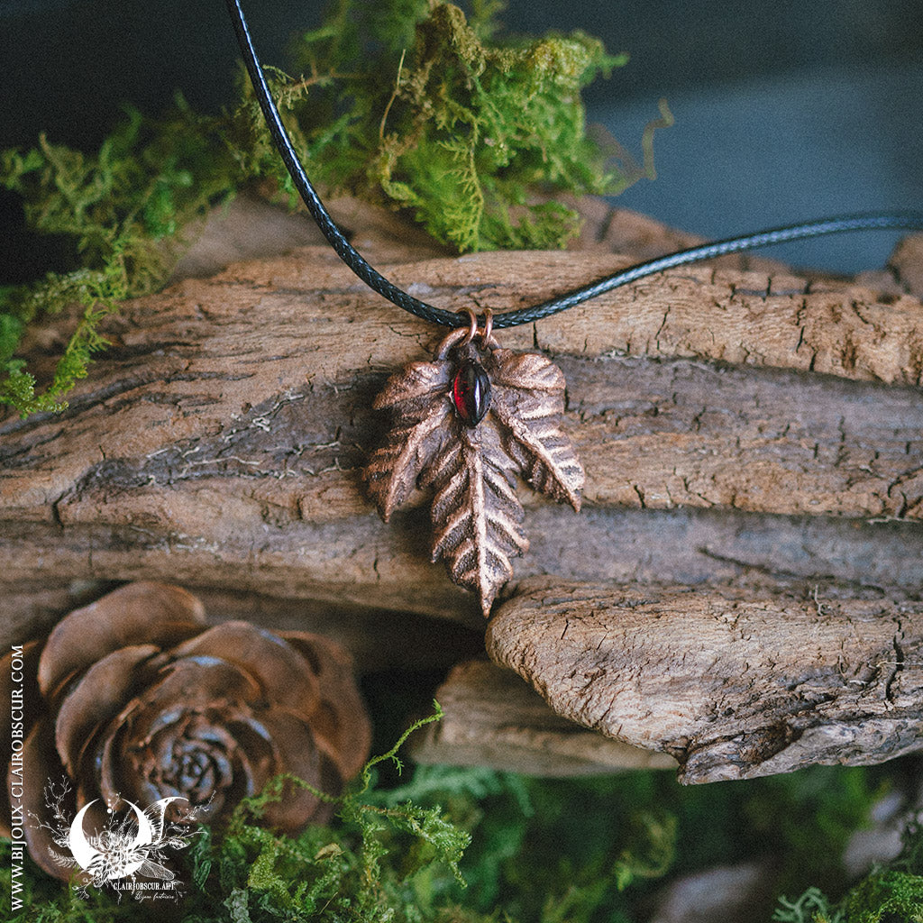 Collier mixte Feuille de Figuier & Grenat