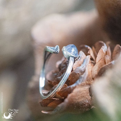 Bague "Plume" ajustable Tanzanite - dernière pièce - Illustrations & Bijoux fantaisie ClairObscur Art