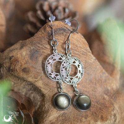 Boucles d'Oreilles "Calliope" Obsidienne dorée - Illustrations & Bijoux fantaisie ClairObscur Art