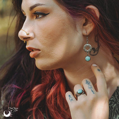Boucles d'Oreilles "Calliope" Turquoise - Illustrations & Bijoux fantaisie ClairObscur Art