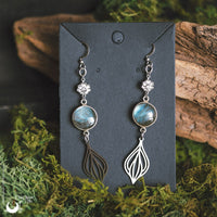 Boucles d'Oreilles "Elyndra" Labradorite - Illustrations & Bijoux fantaisie ClairObscur Art