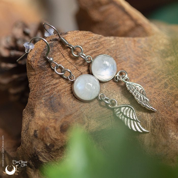 Boucles d'Oreilles Fantaisie Pierre de Lune arc - en - ciel, breloque au choix - Illustrations & Bijoux fantaisie ClairObscur Art
