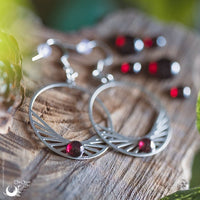 Boucles d'Oreilles "Perséïdes" Grenat - Illustrations & Bijoux fantaisie ClairObscur Art