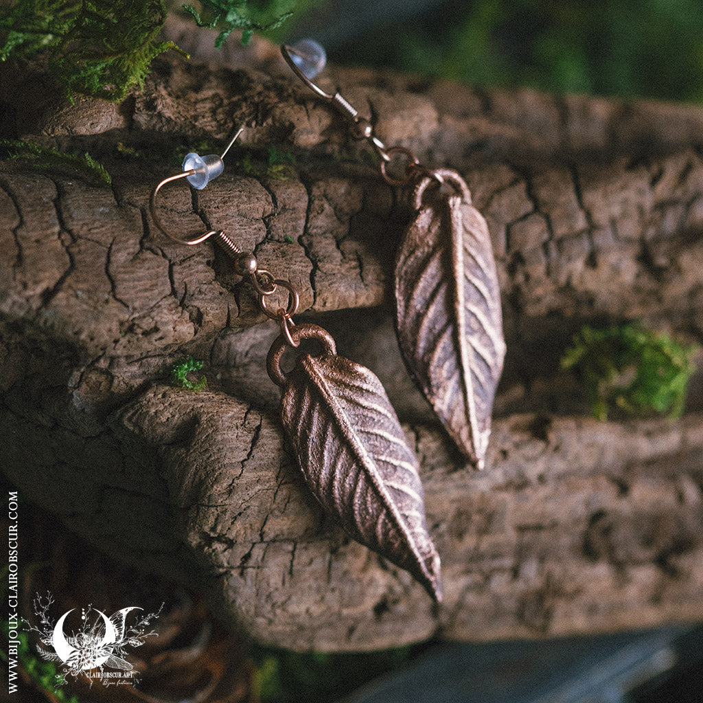 Boucles d'Oreilles Feuilles de Sauge Cassis