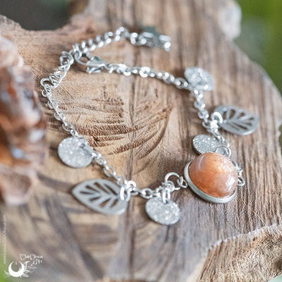 Bracelet "Solara" – Pierre de Soleil & Acier inoxydable - Pièce unique - Illustrations & Bijoux fantaisie ClairObscur Art