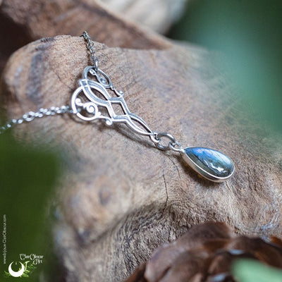 Collier "Aelwen" Labradorite - Illustrations & Bijoux fantaisie ClairObscur Art