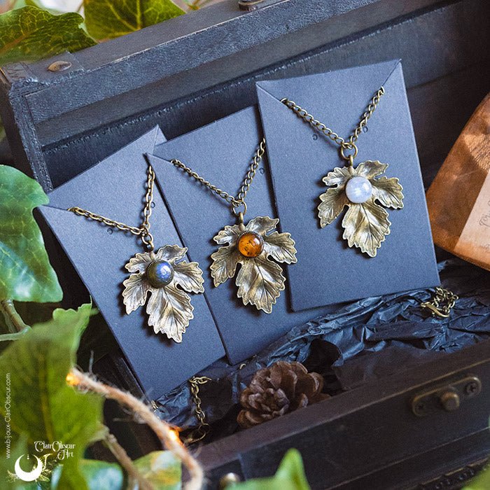 Collier "Aïna" pierre au choix - Illustrations & Bijoux fantaisie ClairObscur Art
