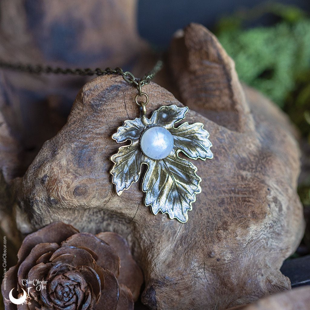 Collier "Aïna" pierre au choix - Illustrations & Bijoux fantaisie ClairObscur Art
