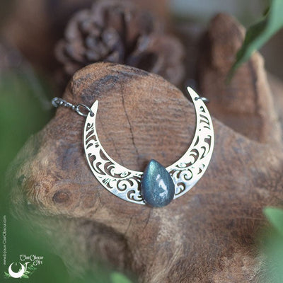 Collier "Artémis" Labradorite - pièce unique - Illustrations & Bijoux fantaisie ClairObscur Art