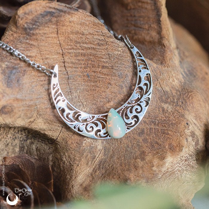 Collier "Artémis" Opale, acier inoxydable - Illustrations & Bijoux fantaisie ClairObscur Art