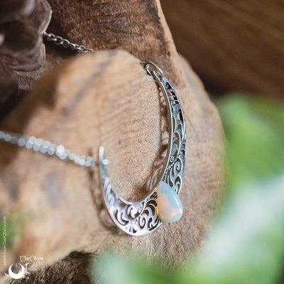 Collier "Artémis" Opale, acier inoxydable - Illustrations & Bijoux fantaisie ClairObscur Art