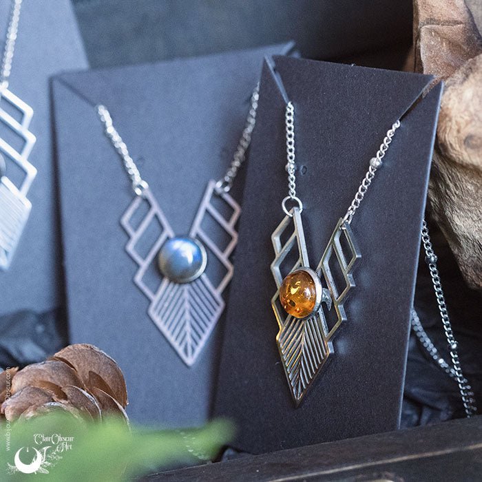Collier "Athena" pierre au choix - Illustrations & Bijoux fantaisie ClairObscur Art