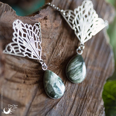 Collier "Butterfly" Séraphinite - Deux exemplaires - Illustrations & Bijoux fantaisie ClairObscur Art