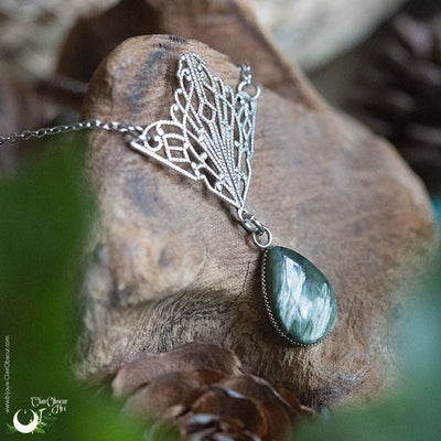 Collier "Butterfly" Séraphinite - Deux exemplaires - Illustrations & Bijoux fantaisie ClairObscur Art