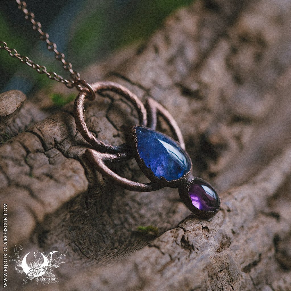 Collier Cercle & Demi-Lune Cuivre, Tanzanite et Améthyste - Illustrations & Bijoux fantaisie ClairObscur Art